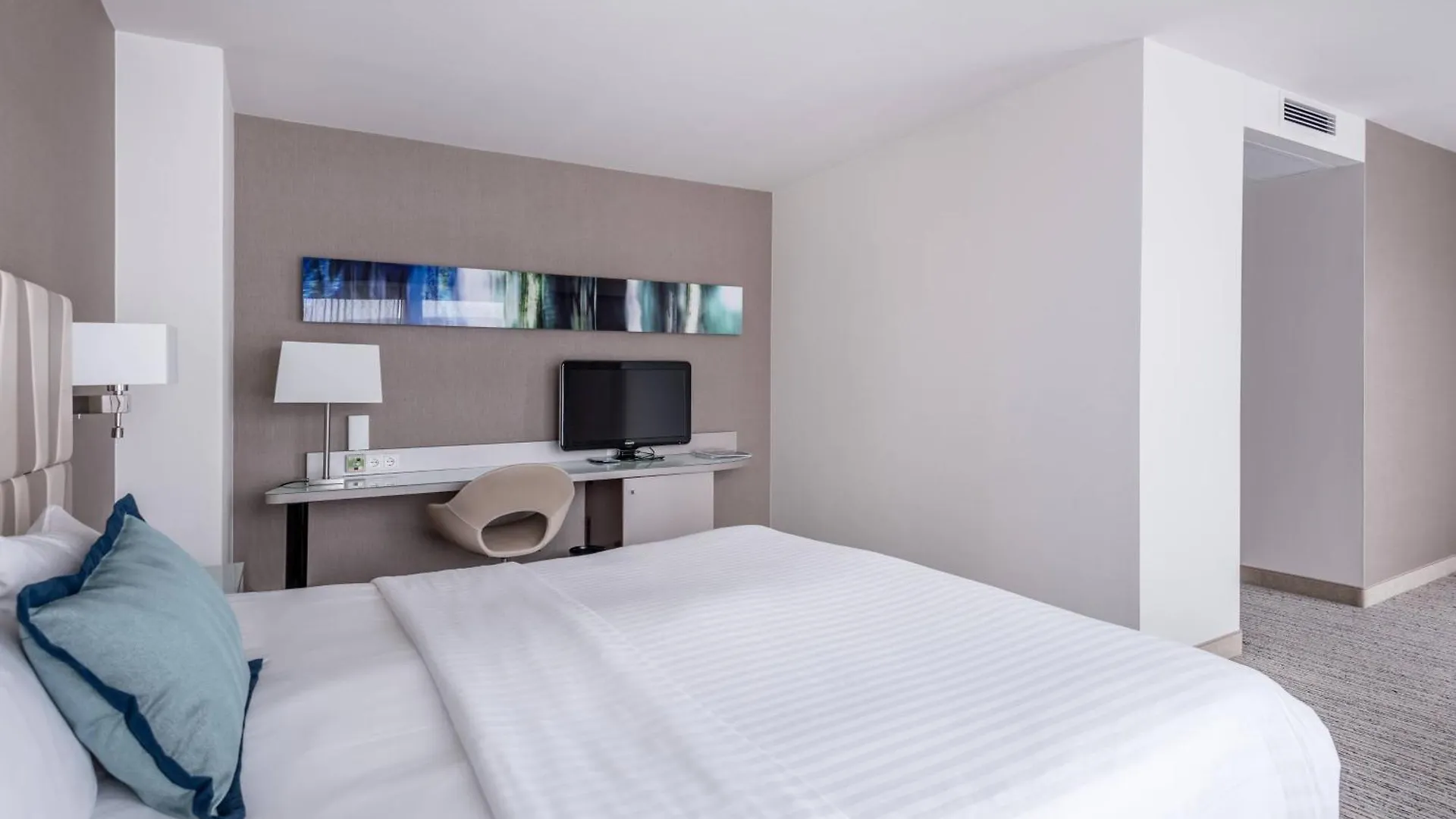 Hotel Courtyard By Marriott Munich City Center
